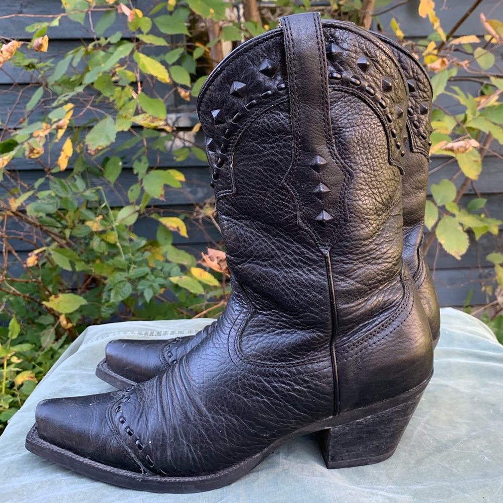 Ariat cowboy boots